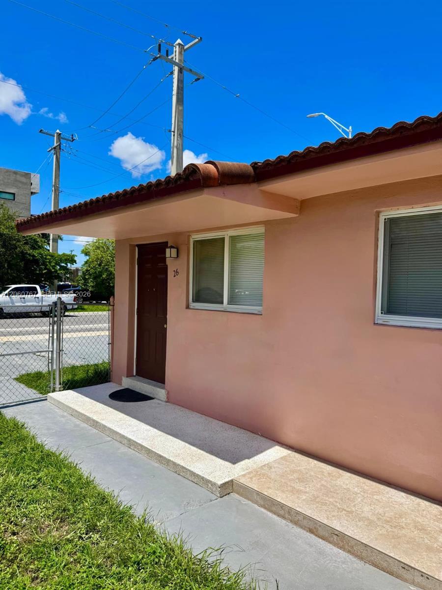 626 W 17th St # 626, Hialeah FL 33010