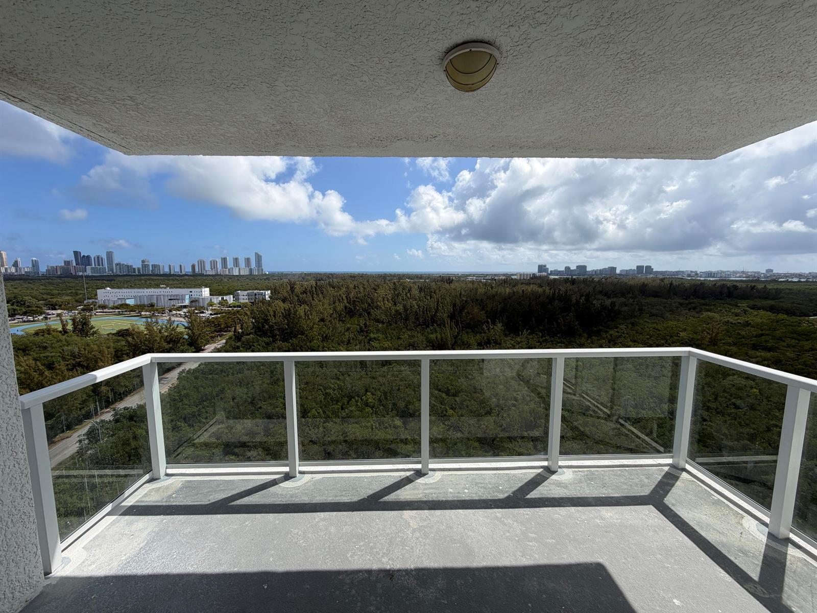 15051 Royal Oaks Lane, North Miami FL 33181 photo 4