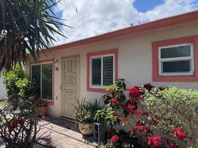 1585 W 36TH Street, West Palm Beach FL 33404 photo 4