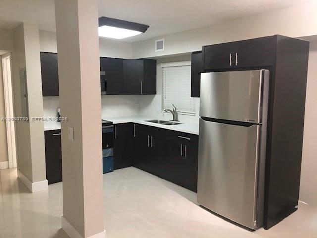 18330 Mediterranean Blvd # 23, Hialeah FL 33015 photo 4
