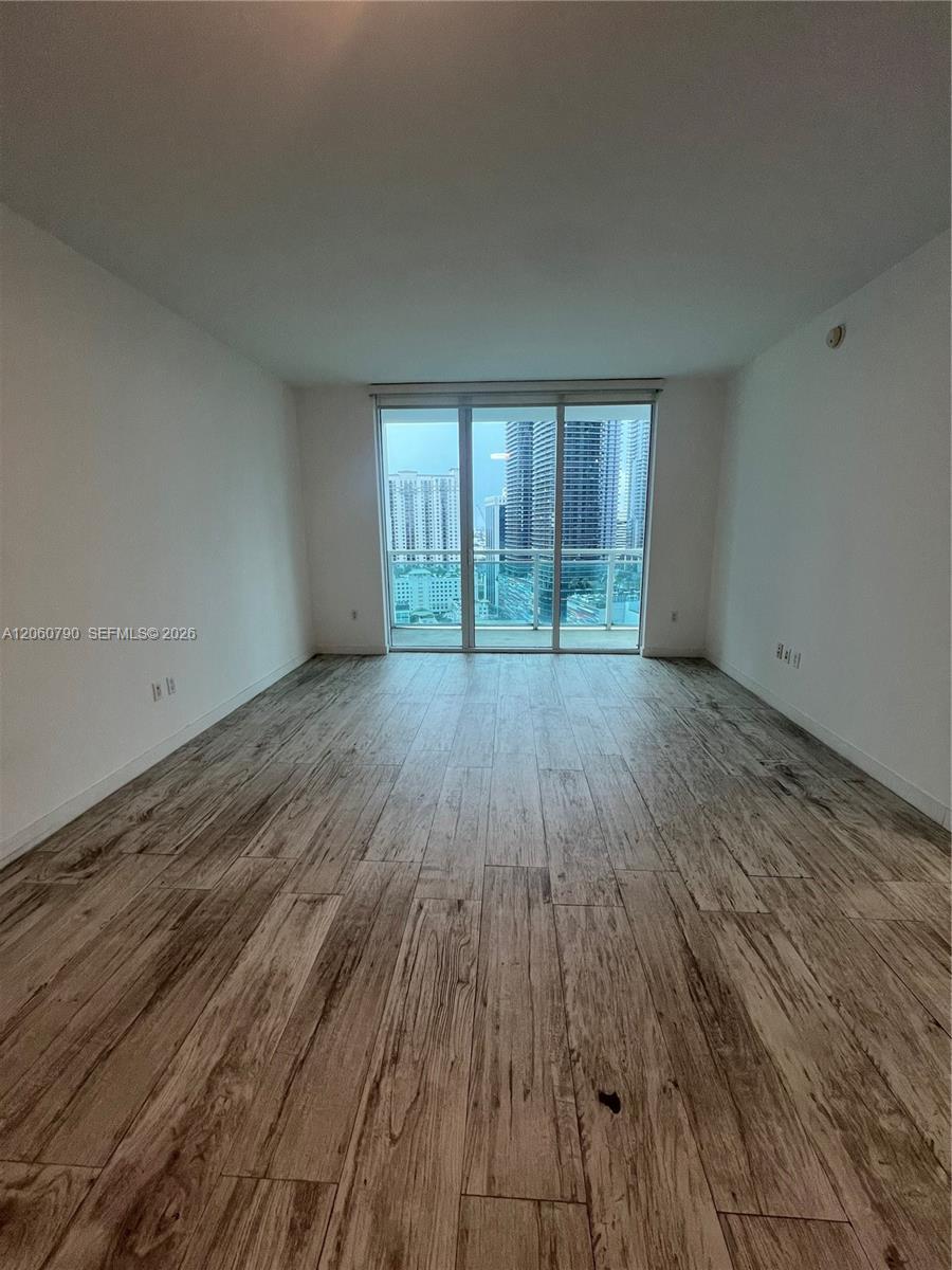 951 Brickell Ave # 2403, Miami FL 33131 photo 3