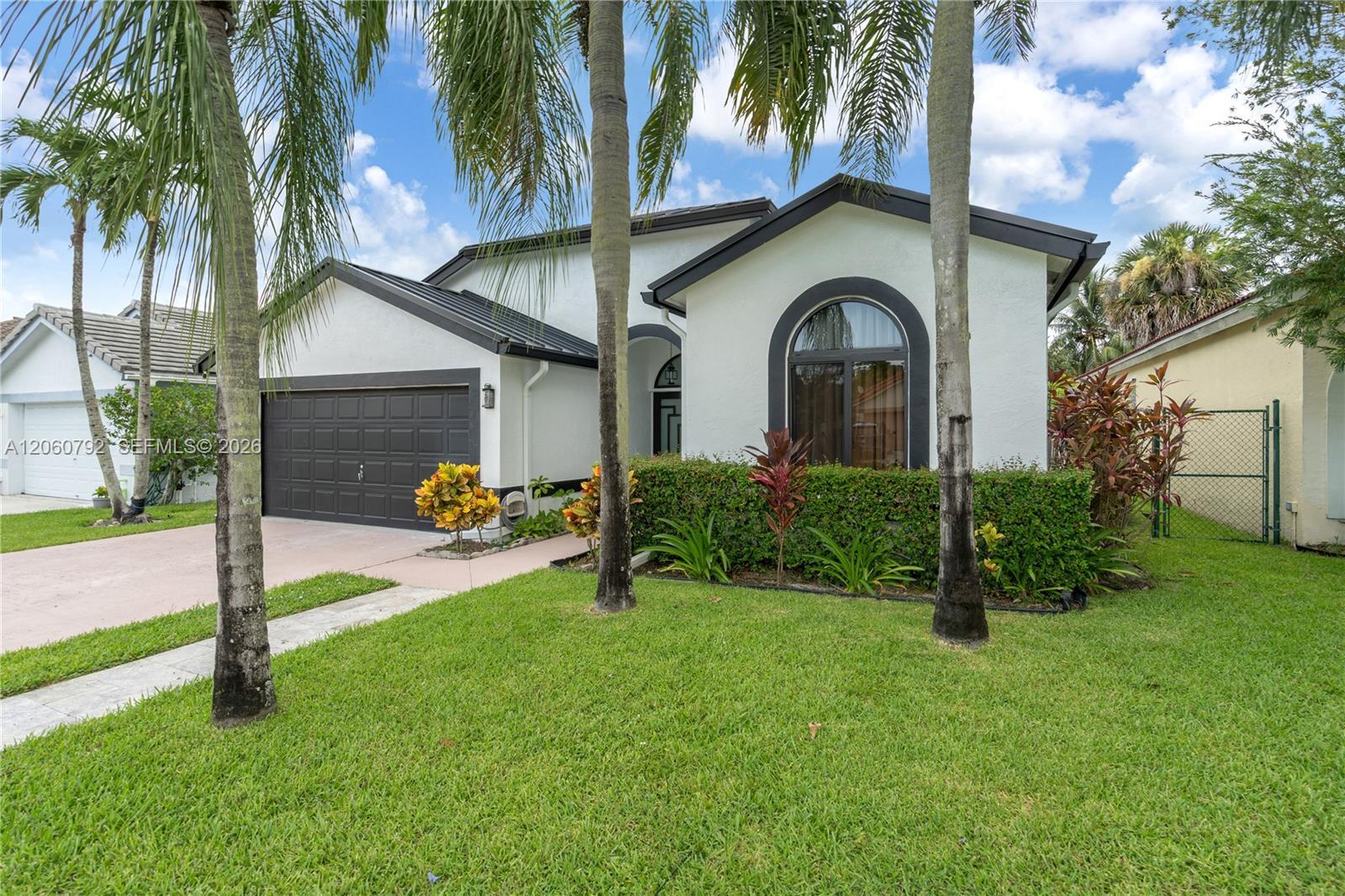 758 Lake Wellington Dr, Wellington FL 33414 photo 3