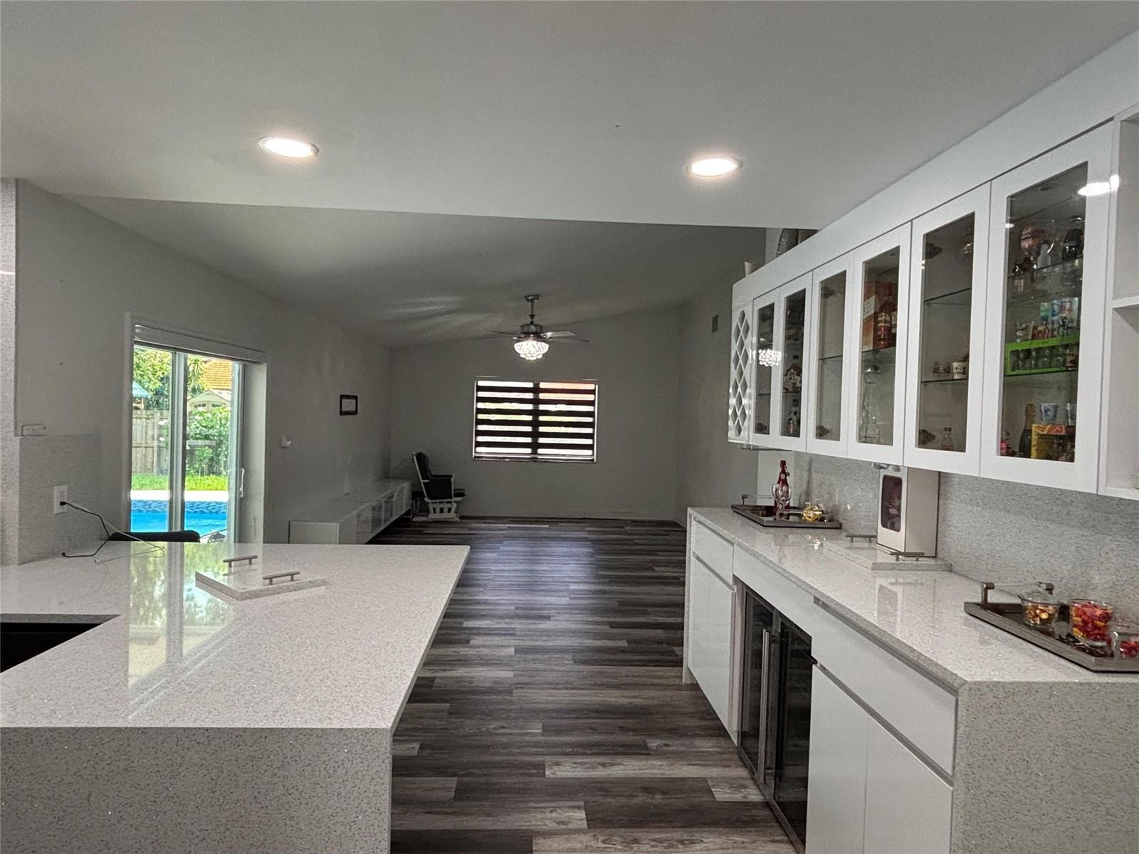 6421 CROSSBOW Court, Davie FL 33331 photo 2