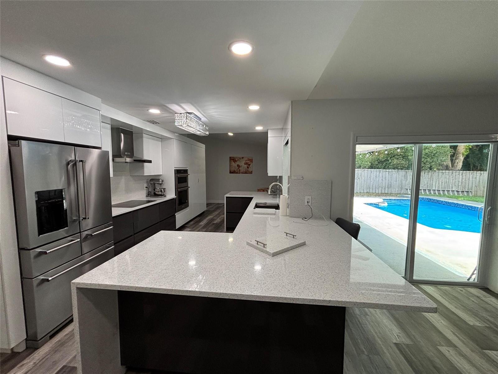 6421 CROSSBOW Court, Davie FL 33331