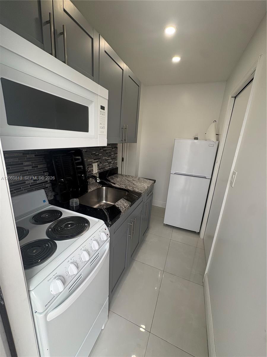 2400 Casablanca Dr # A, Miramar FL 33023