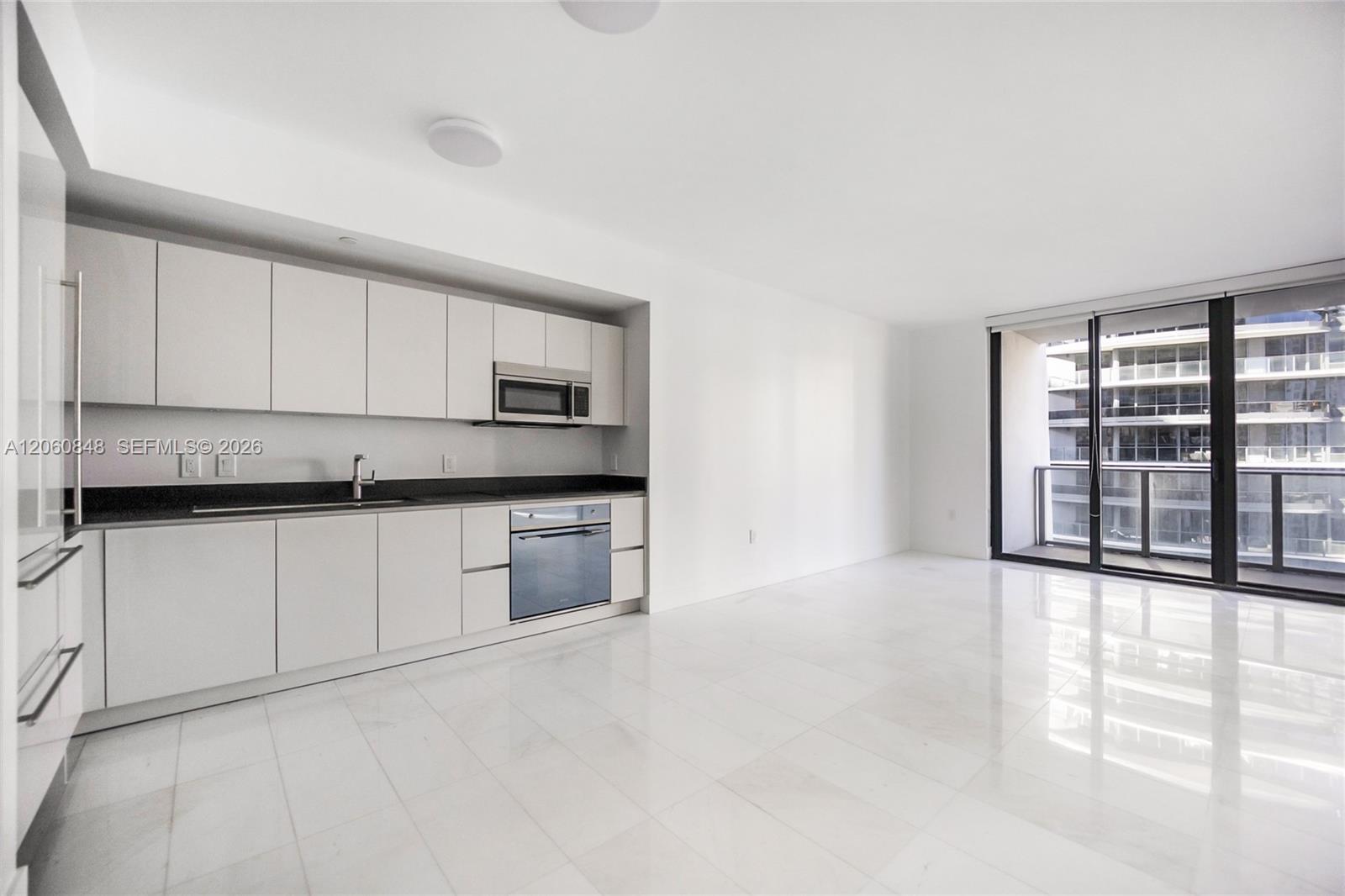 1010 Brickell Ave # 2708, Miami FL 33131 photo 2