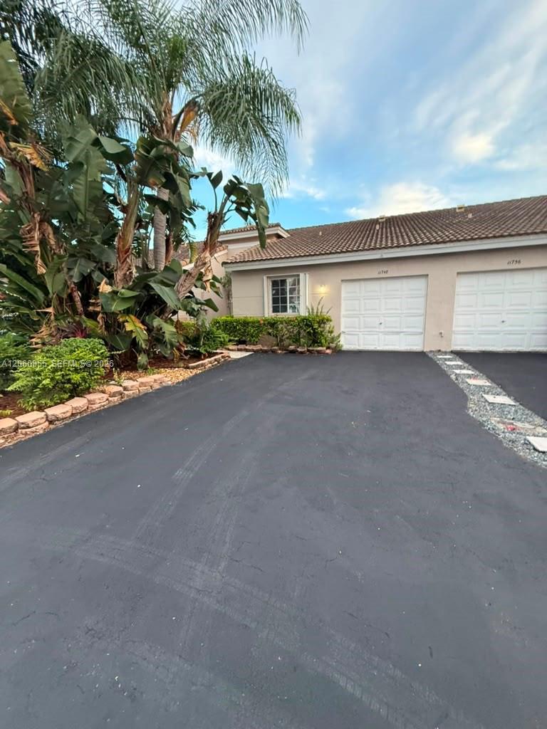 11748 SW 17th Ct, Miramar FL 33025 photo 3