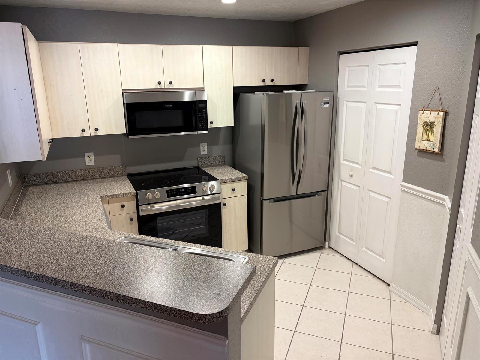 1801 N Flagler Drive # 928, West Palm Beach FL 33407