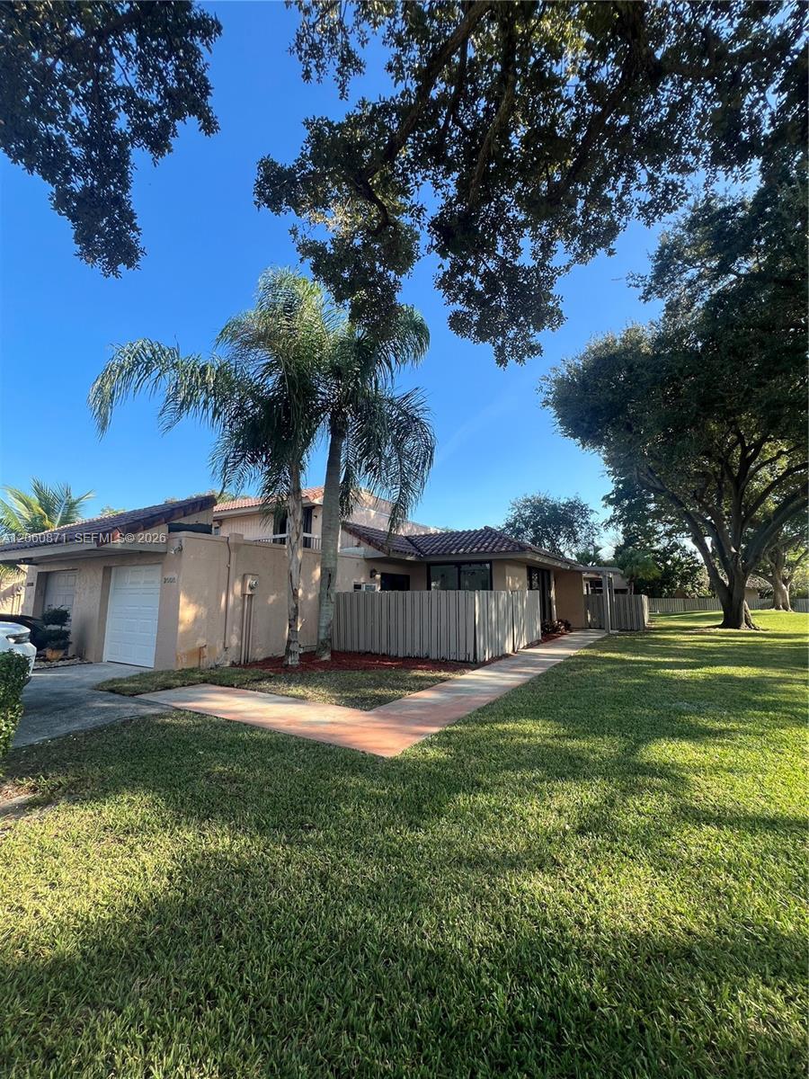 20610 NE 7th Ct, Miami FL 33179 photo 3
