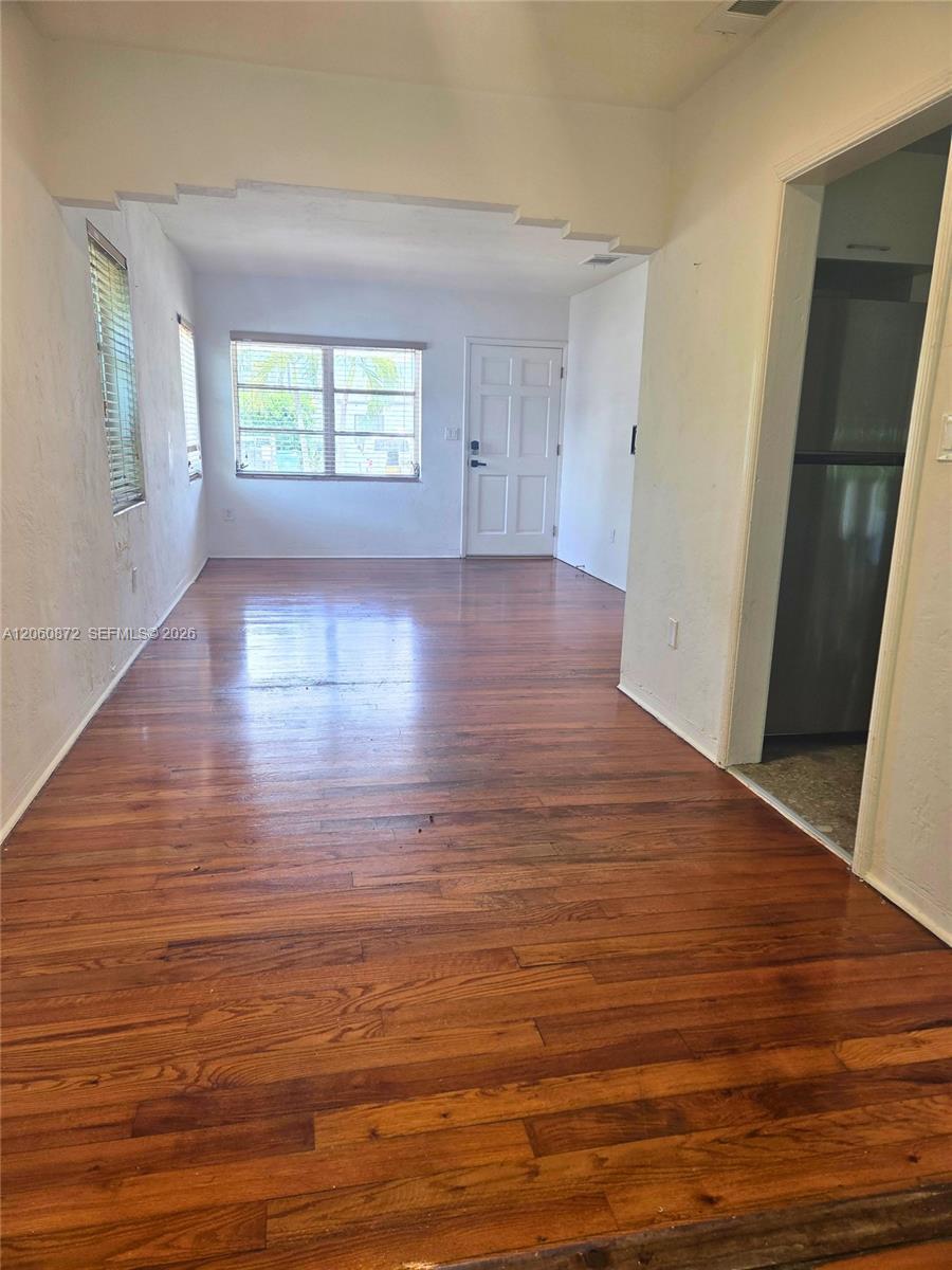 2724 SW 36th Ave, Miami FL 33133 photo 4