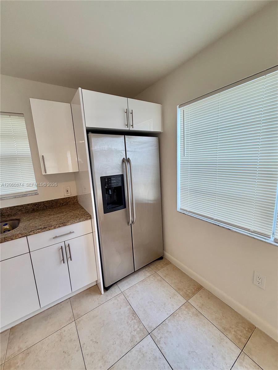 4073 SW 52nd St # 2, Dania Beach FL 33314 photo 2