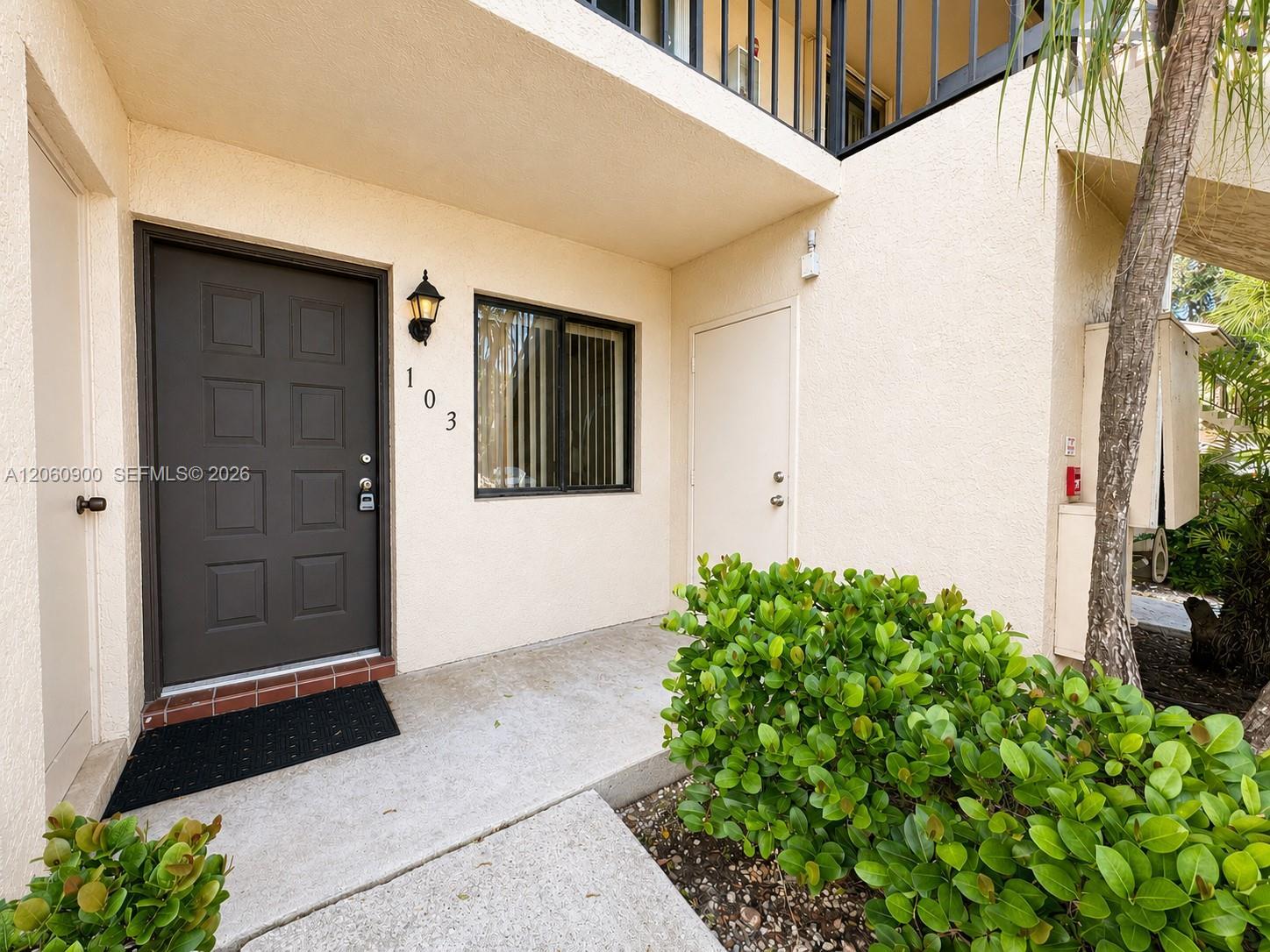 6585 Somerset Dr # 103, Boca Raton FL 33433 photo 2