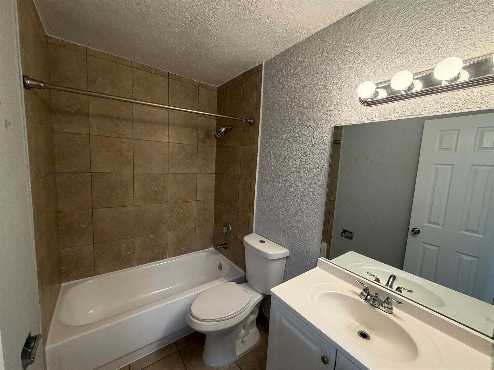 4423 TREEHOUSE Lane # C, Tamarac FL 33319 photo 4