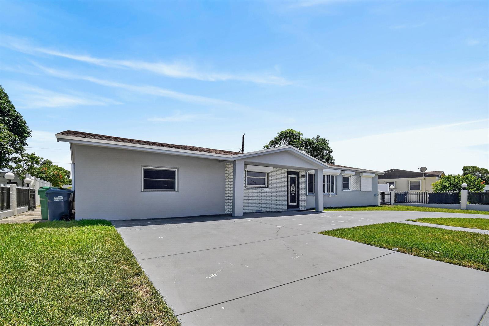 3110 NW 211TH Street, Miami Gardens FL 33056 photo 2
