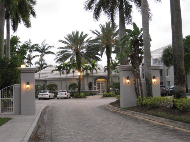 620 SW 111th Avenue # 103, Pembroke Pines FL 33025
