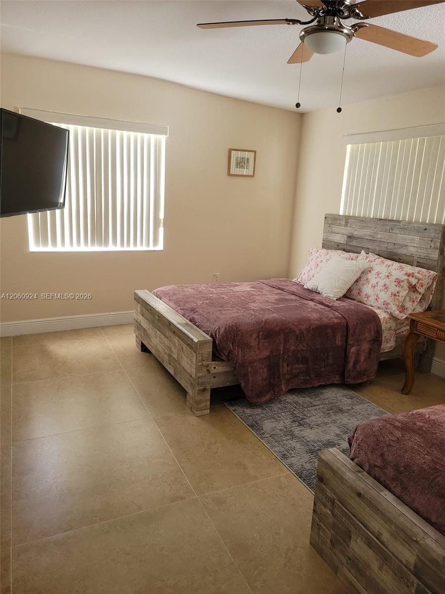 1163 NW 100th Ter # 1, Miami FL 33150 photo 4