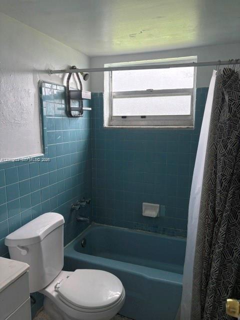 1940 NW 30th St # 6, Miami FL 33142 photo 5