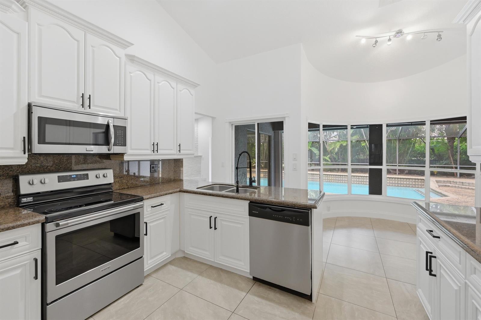 9033 NW 47th Court, Coral Springs FL 33067 photo 4