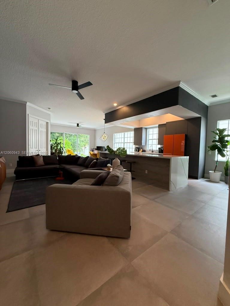2008 Valencia Dr, Delray Beach FL 33445 photo 3