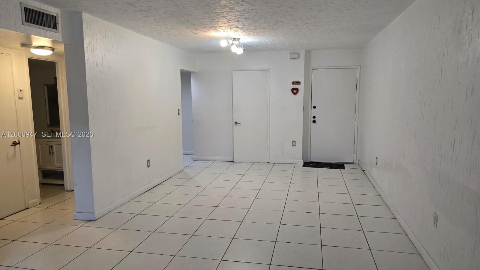 702 NW 87th Ave # 309, Miami FL 33172 photo 3