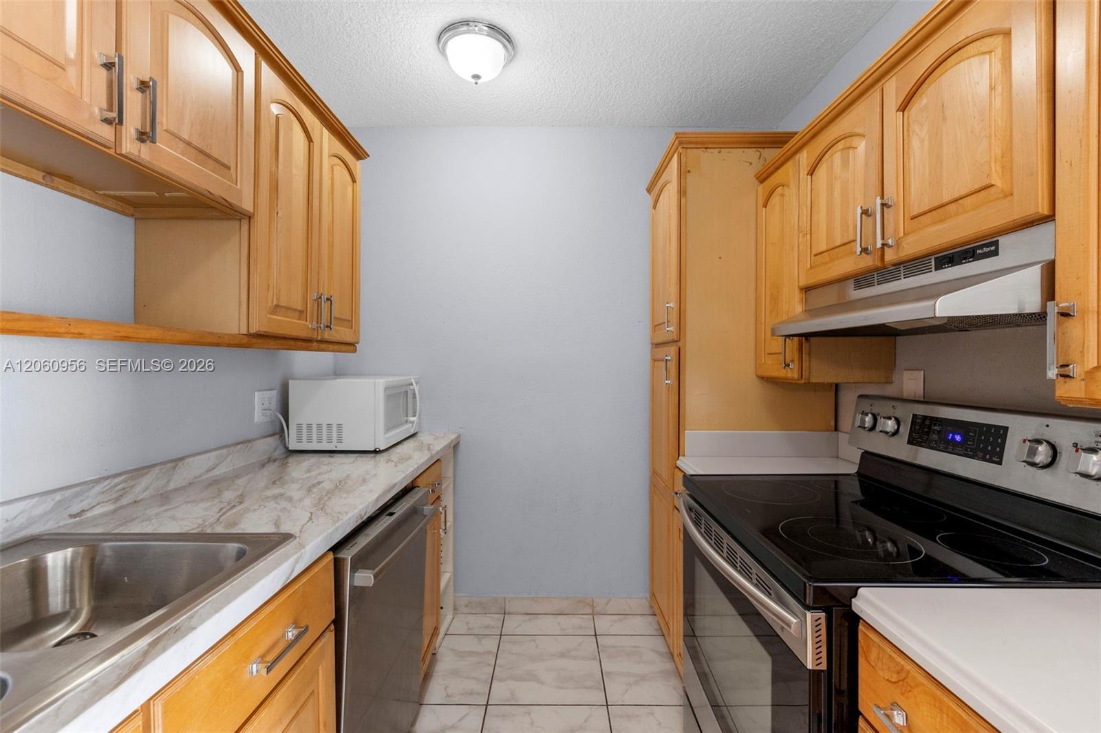 2028 SW 103rd Ct # 2028, Miami FL 33165 photo 2