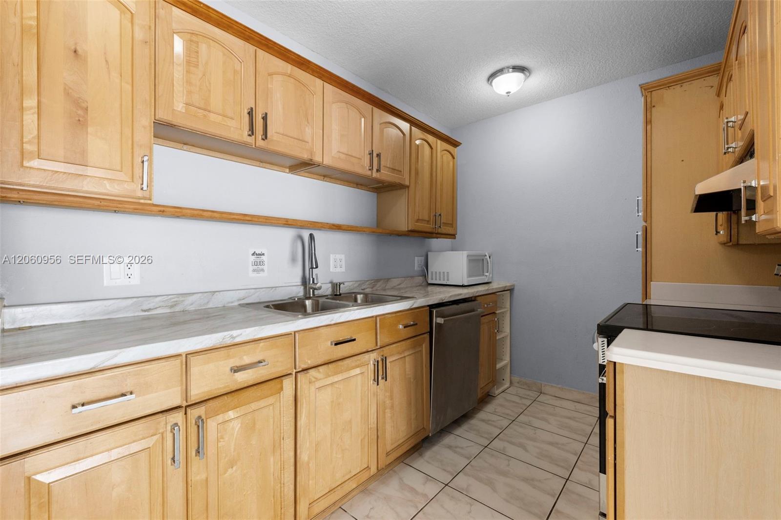 2028 SW 103rd Ct # 2028, Miami FL 33165 photo 3
