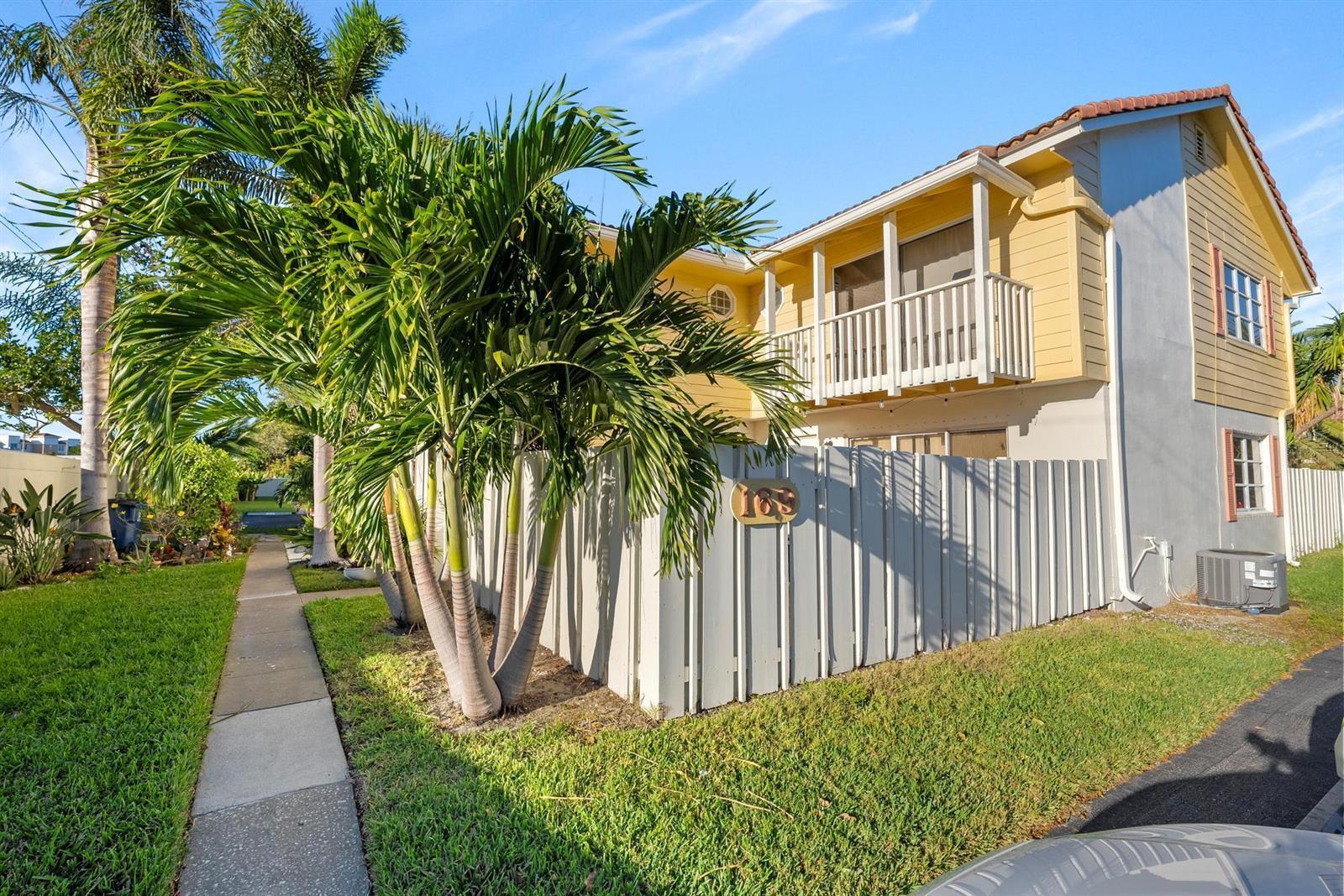 169 Seabreeze Circle, Jupiter FL 33477 photo 2