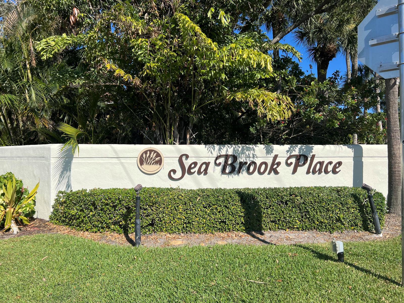169 Seabreeze Circle, Jupiter FL 33477 photo 3