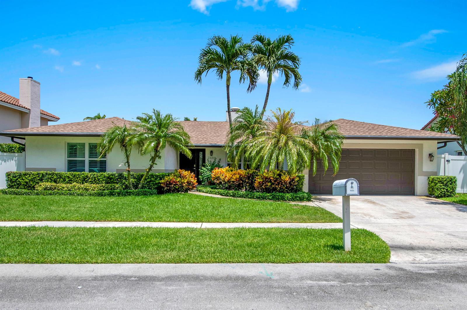 23313 Lago Mar Circle, Boca Raton FL 33433