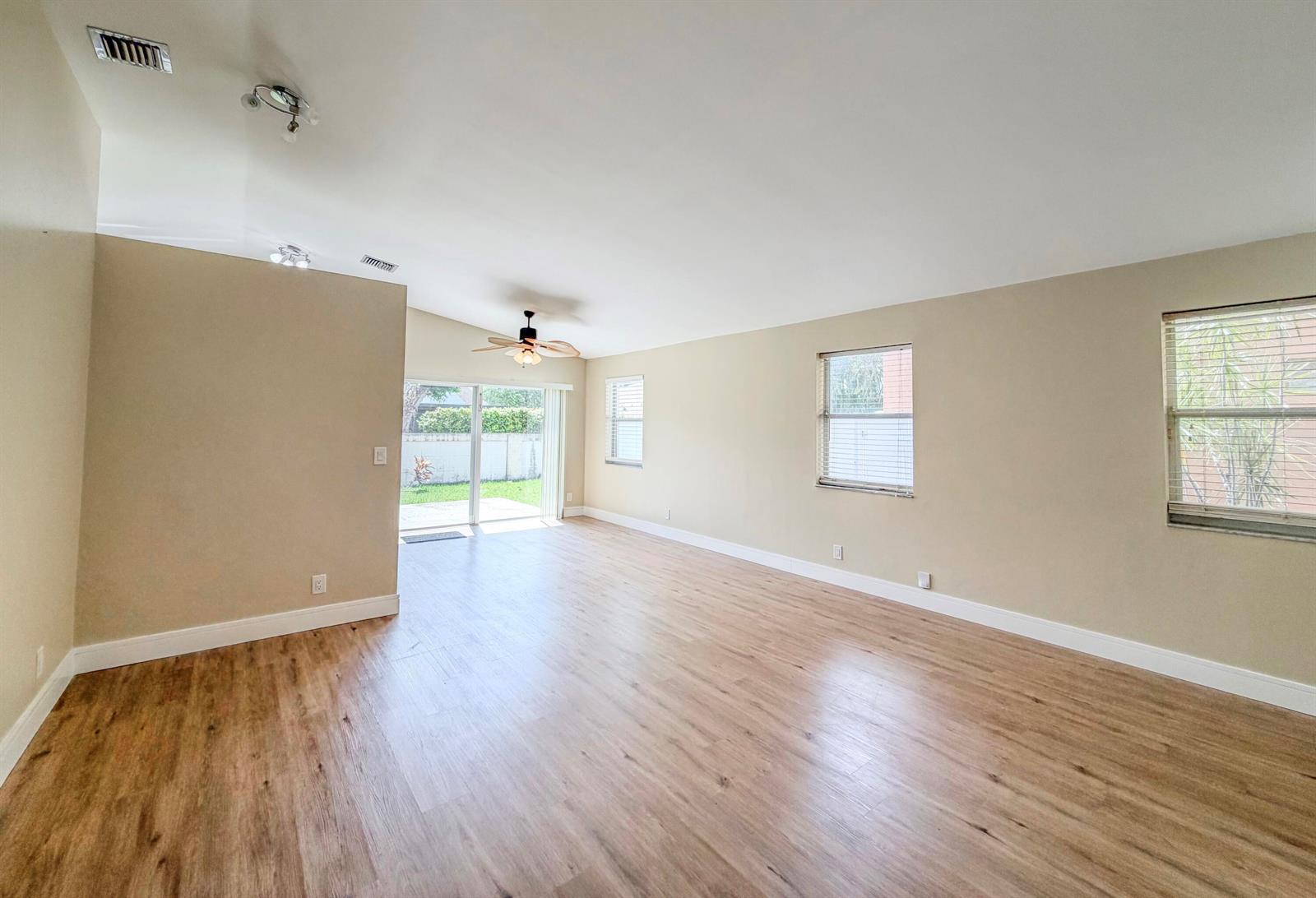 90 NW 42nd Way, Deerfield Beach FL 33442 photo 5