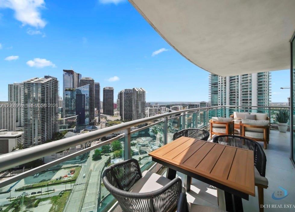 350 S Miami Ave # 3902, Miami FL 33130 photo 2
