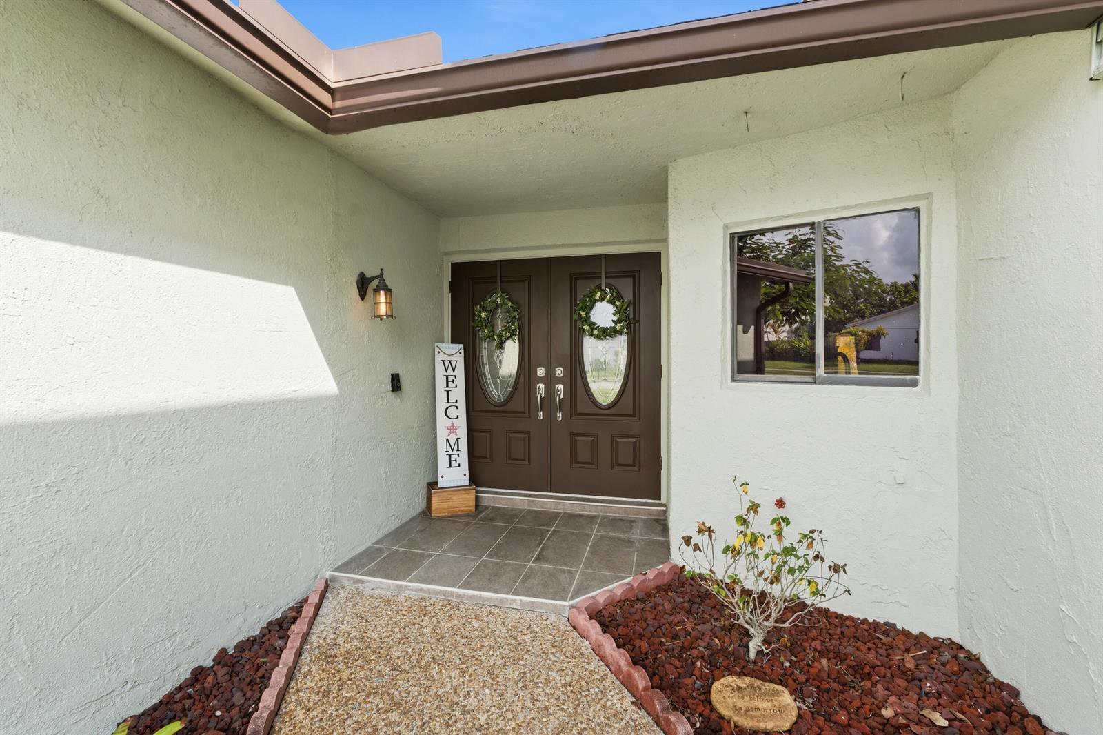 9437 NW 46TH Court, Sunrise FL 33351 photo 2