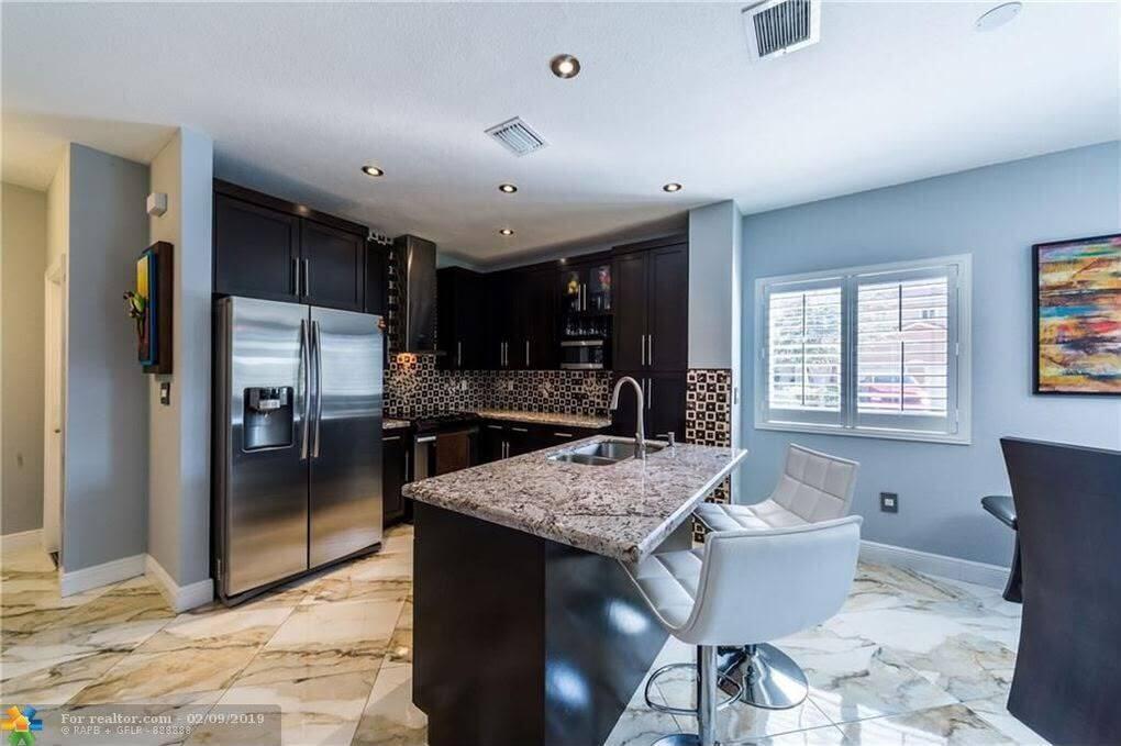 5500 MONTE CARLO Lane, Margate FL 33068 photo 2