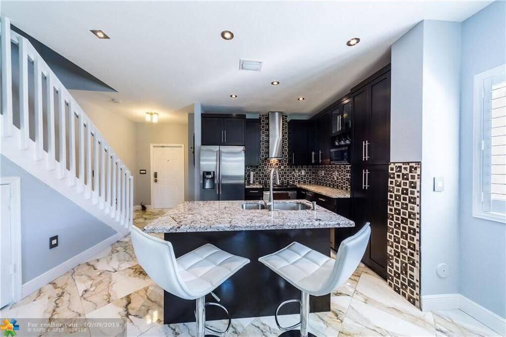 5500 MONTE CARLO Lane, Margate FL 33068 photo 4