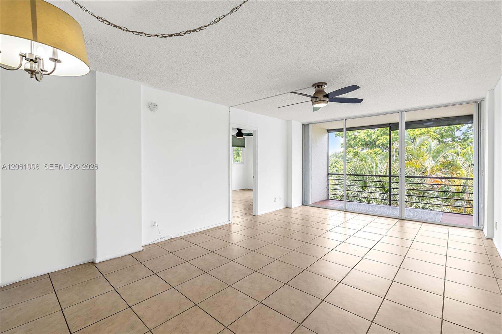 112 Royal Park Dr # 3A, Oakland Park FL 33309 photo 4