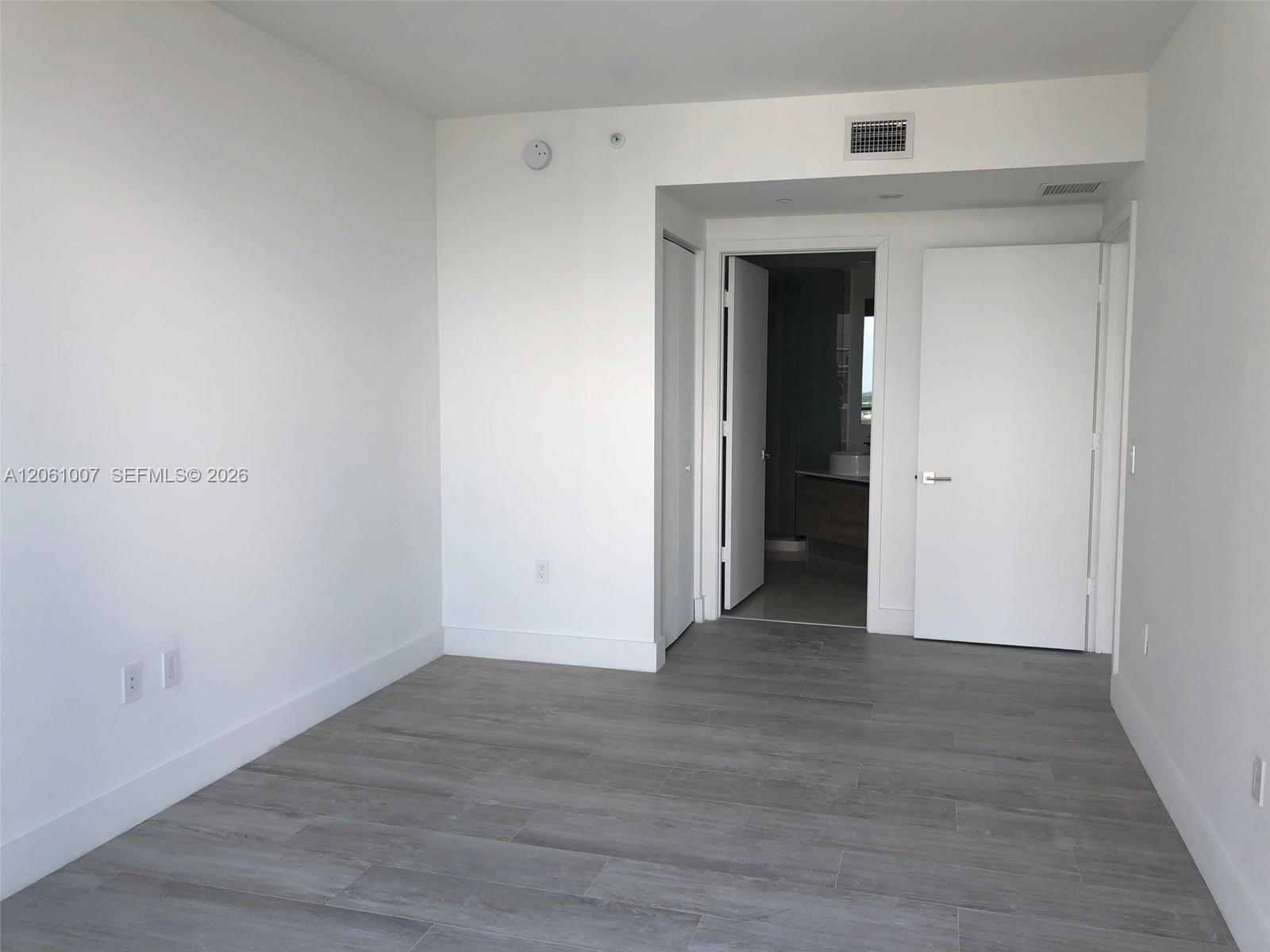 121 NE 34 ST # 1702, Miami FL 33137 photo 2
