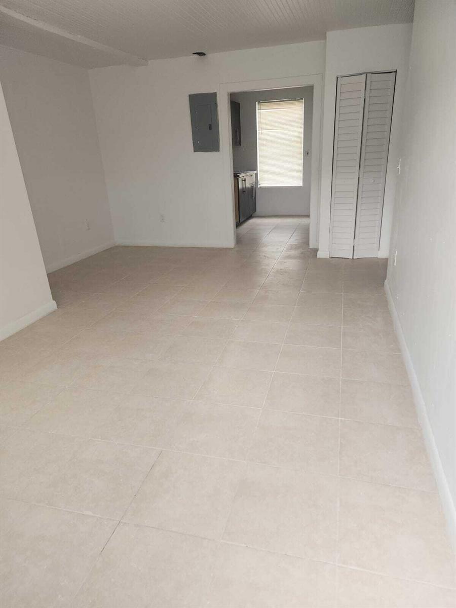 1910 GARFIELD Street # 1, Hollywood FL 33020 photo 2