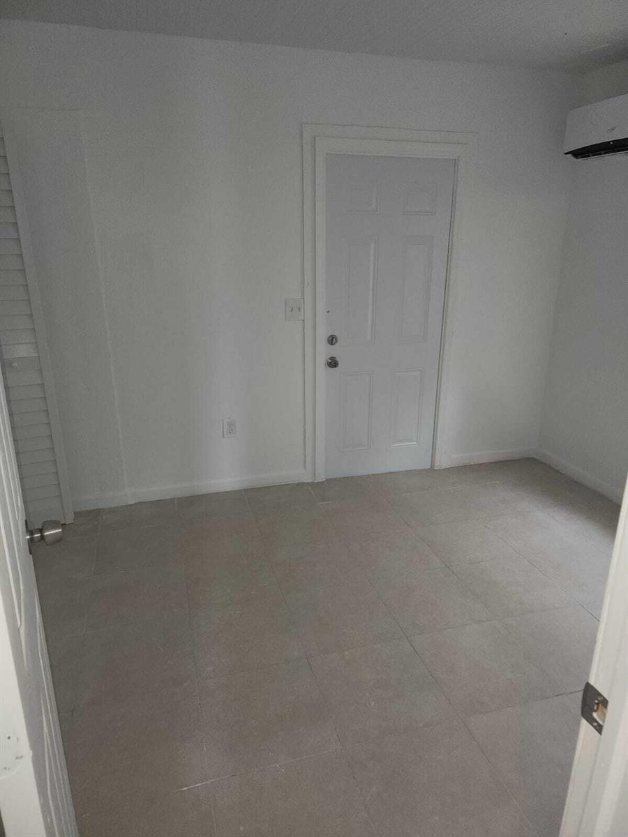 1910 GARFIELD Street # 1, Hollywood FL 33020 photo 5