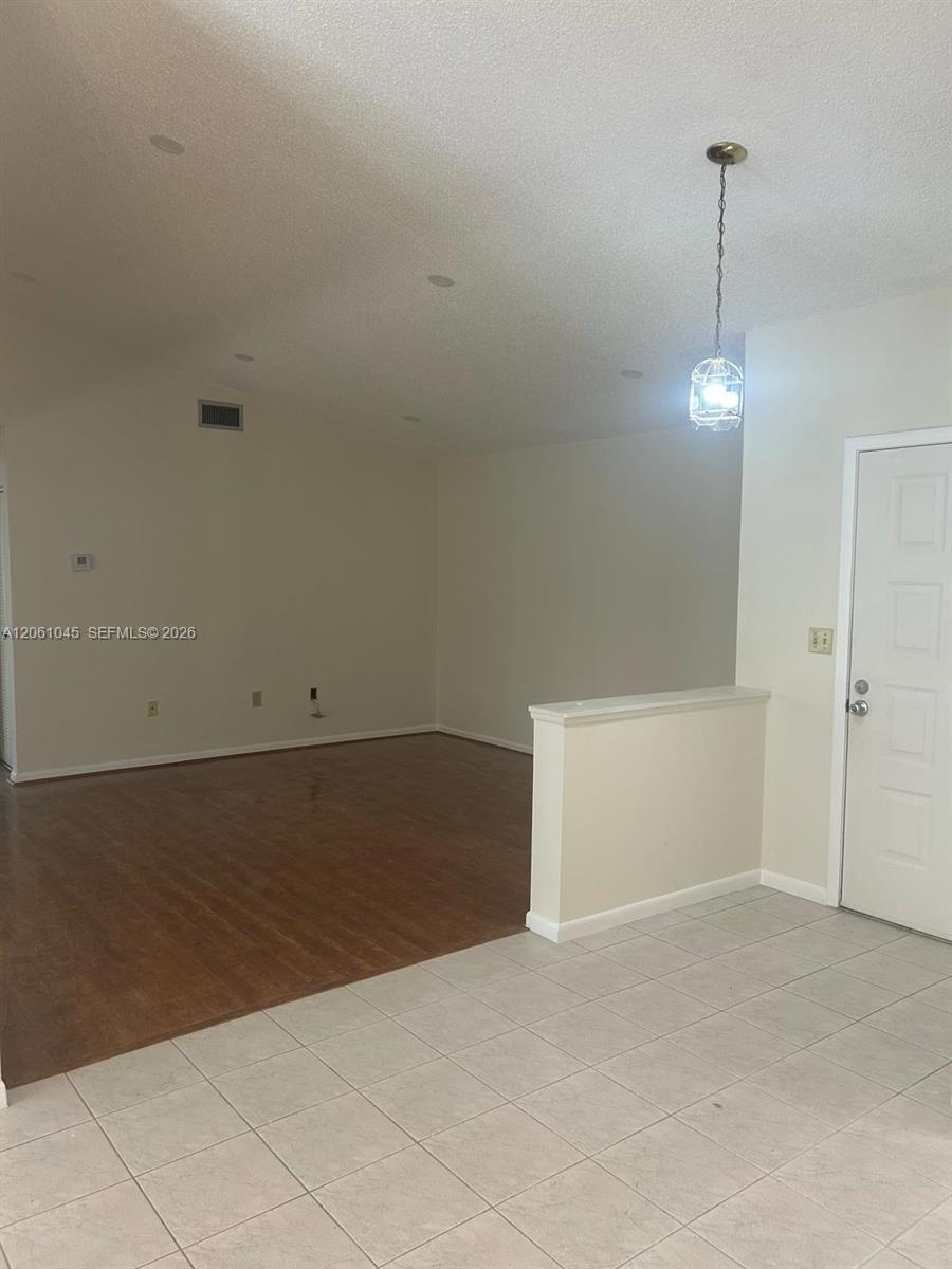 5901 Chester Ln, Davie FL 33331 photo 5