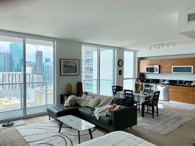 244 Biscayne Blvd # 3307, Miami FL 33132 photo 3