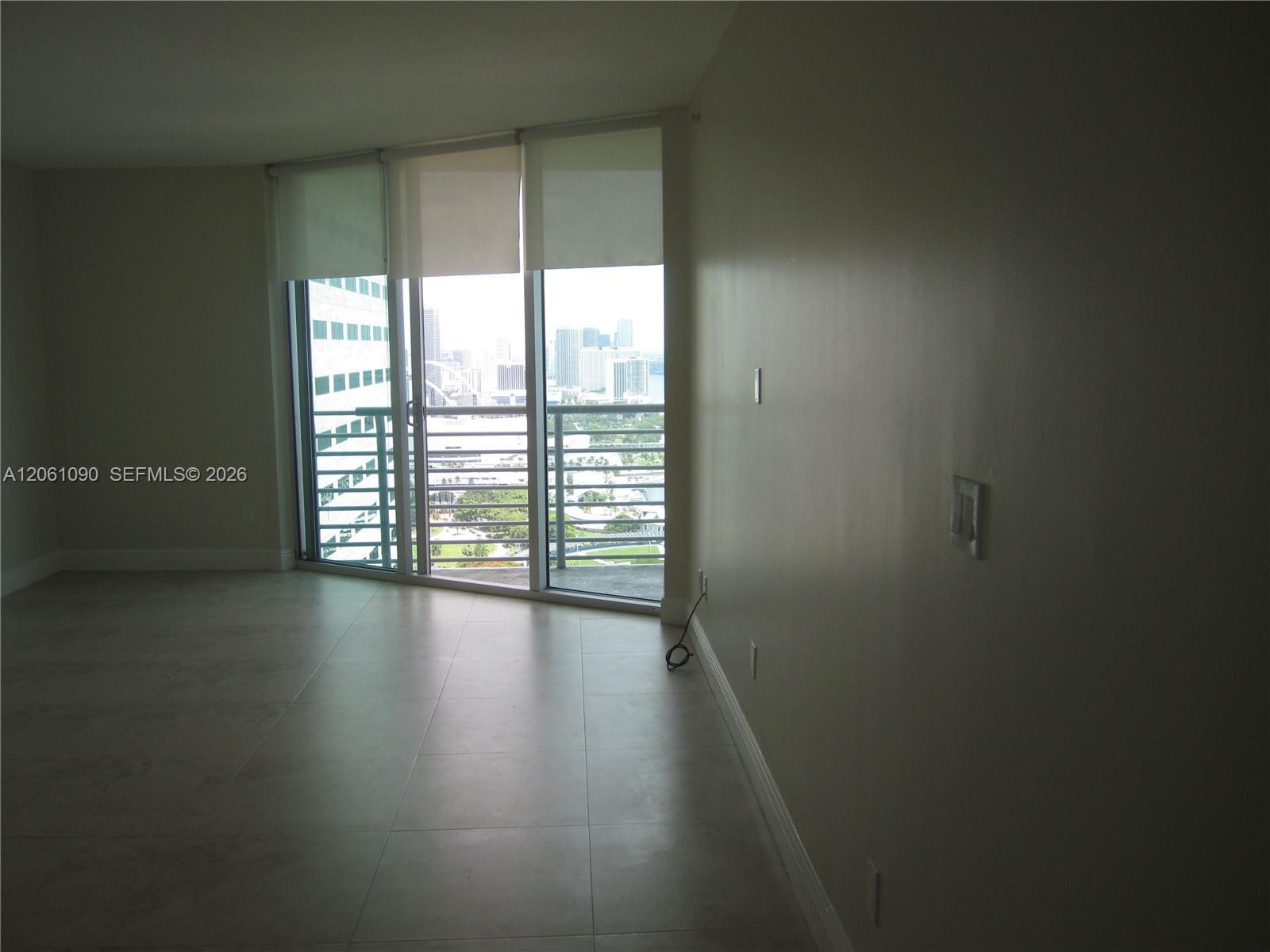 325 S Biscayne Blvd # 4316, Miami FL 33131 photo 5