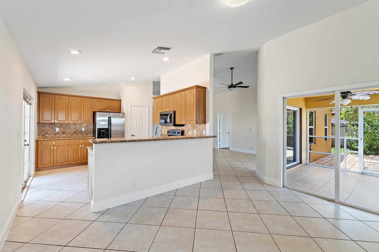 6189 Adams Street, Jupiter FL 33458 photo 3