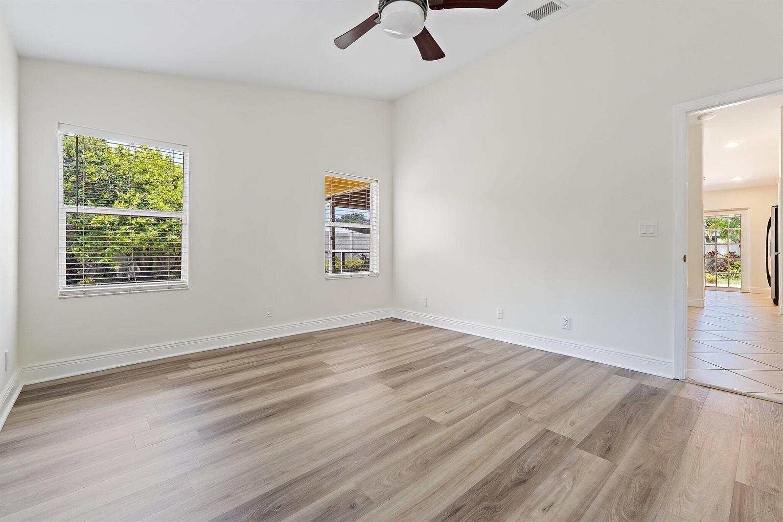 6189 Adams Street, Jupiter FL 33458 photo 4