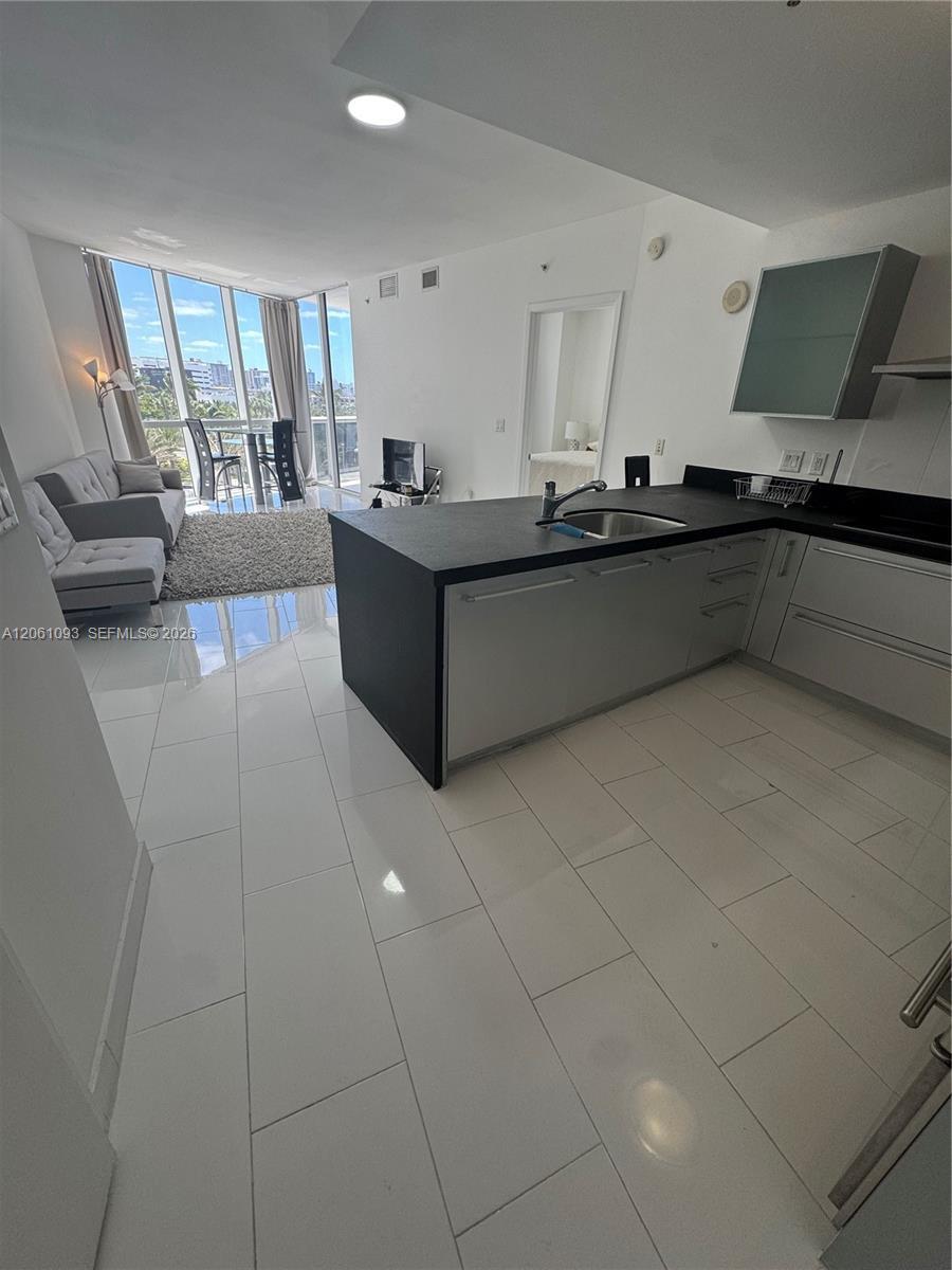 18201 Collins Ave # 608, Sunny Isles Beach FL 33160 photo 2