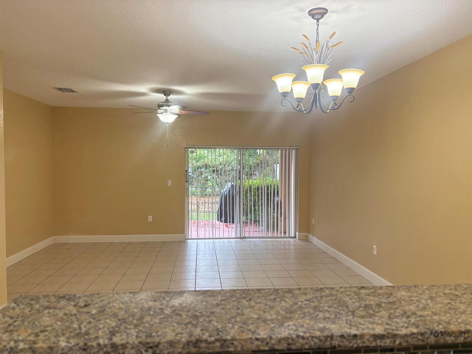 6606 CATALINA Lane, Tamarac FL 33321 photo 4