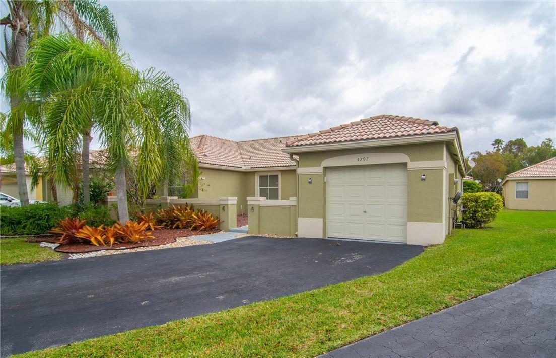4297 Pine Ridge Court, Weston FL 33331 photo 2