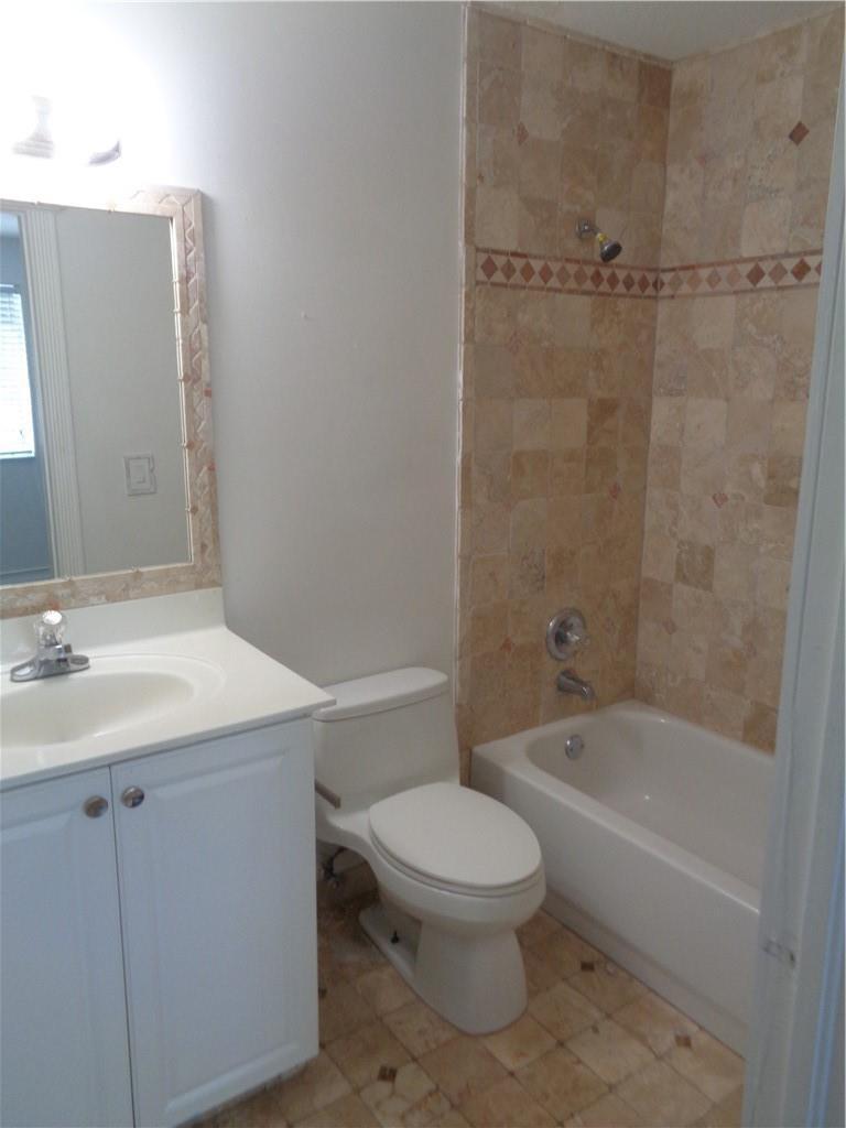 11379 NW 34TH Place, Sunrise FL 33323 photo 4