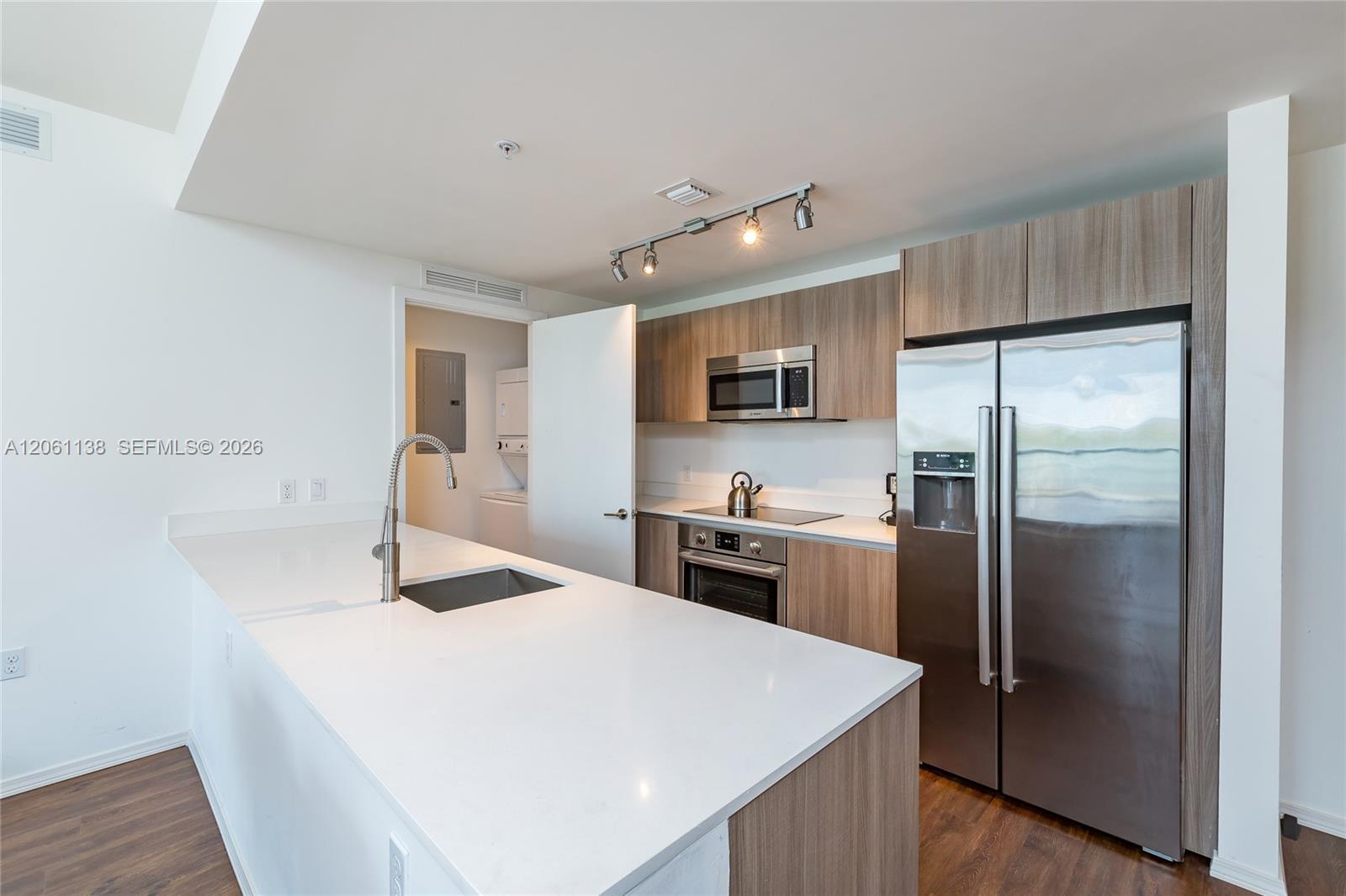 201 SW 17th Rd # 509, Miami FL 33129 photo 4