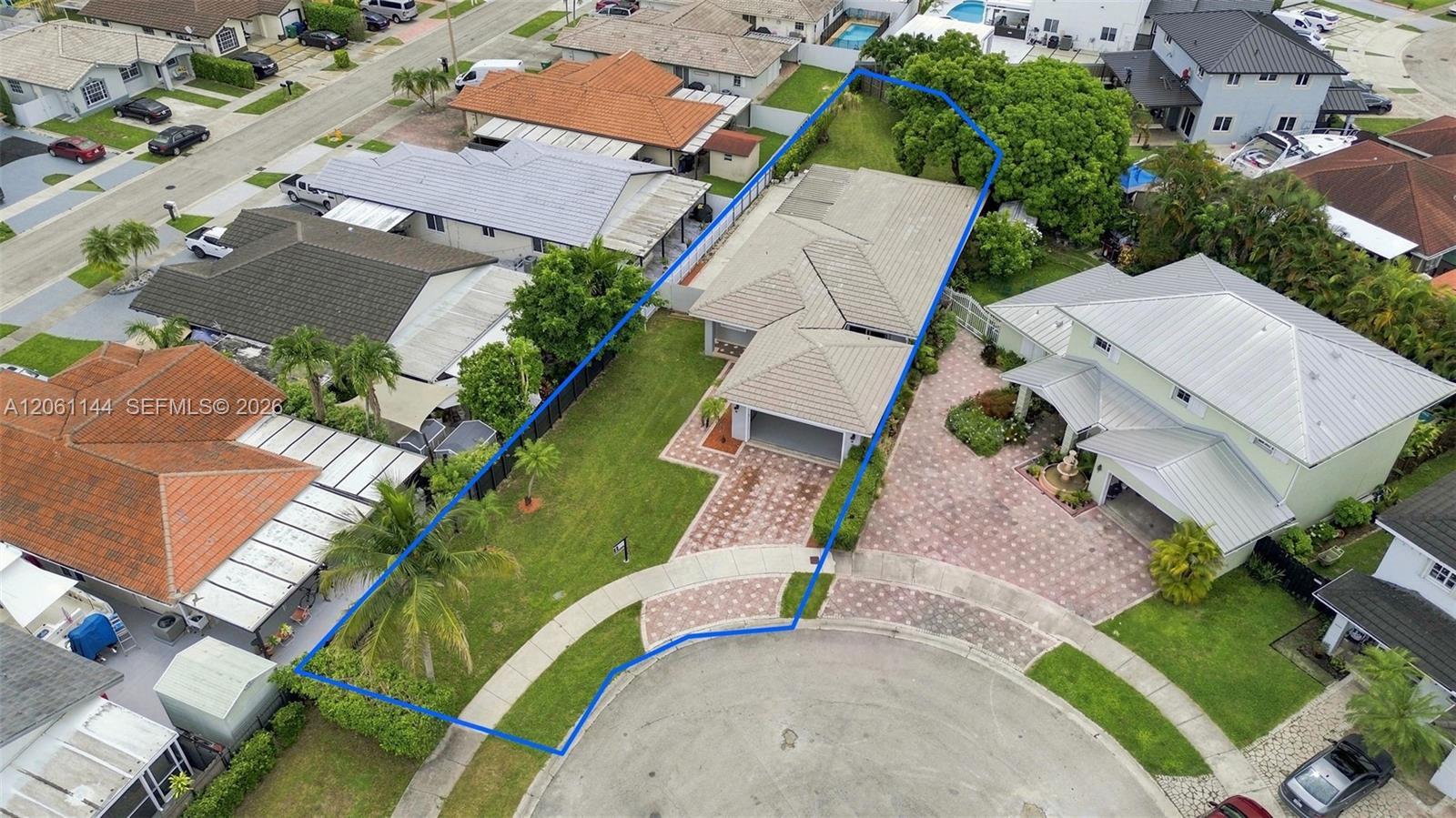 14720 SW 141st Ter, Miami FL 33196 photo 3
