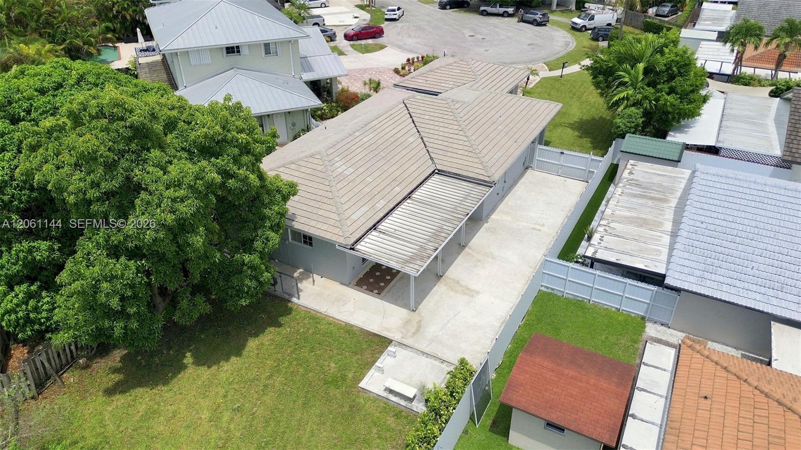 14720 SW 141st Ter, Miami FL 33196 photo 5